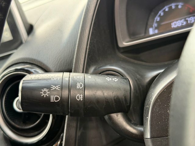 Mazda 2 1.5 Skyactiv-g Sport Nav Euro 6 Ss Red #26