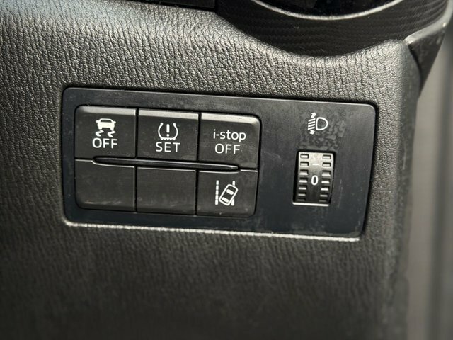 Mazda 2 1.5 Skyactiv-g Sport Nav Euro 6 Ss Red #28