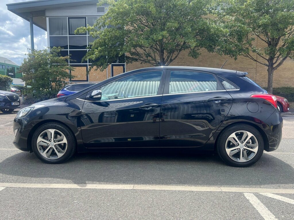Hyundai I30 1.4 Blue Drive Se Nav Euro 6 Ss Black #5
