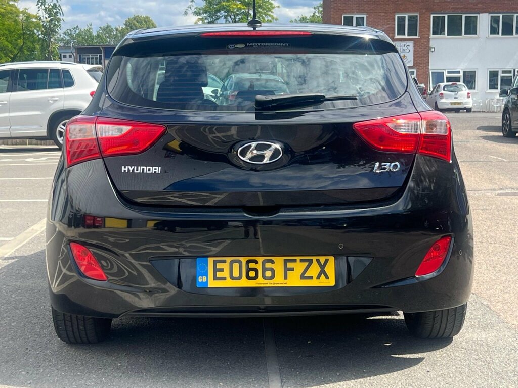 Hyundai I30 Hatchback 1.4 Blue Drive Se Euro 6 Ss 2016 Grey #7