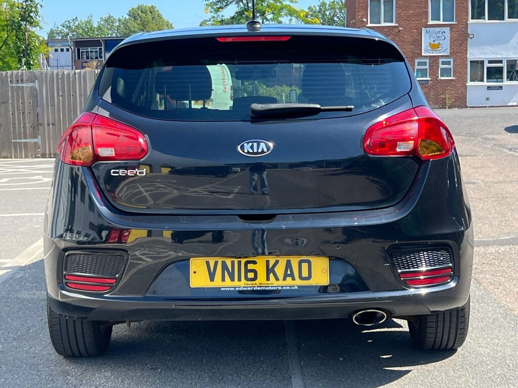 Kia Ceed 2016 65 Red #7