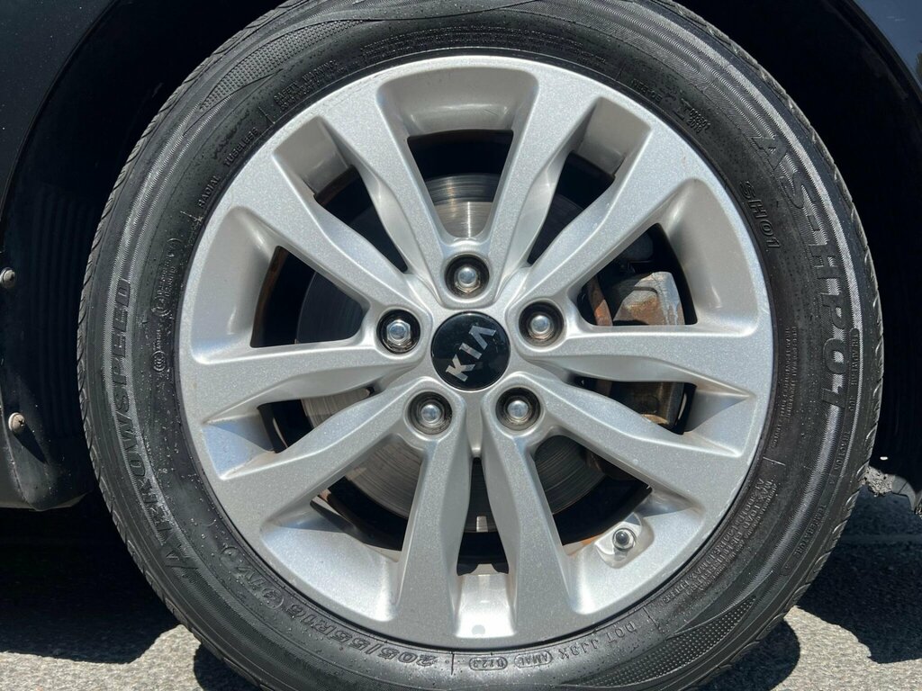 Kia Ceed 2016 65 Red #43