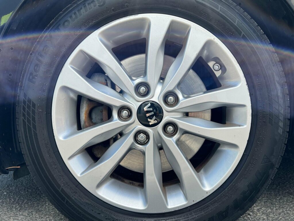 Kia Ceed 2016 65 Red #40