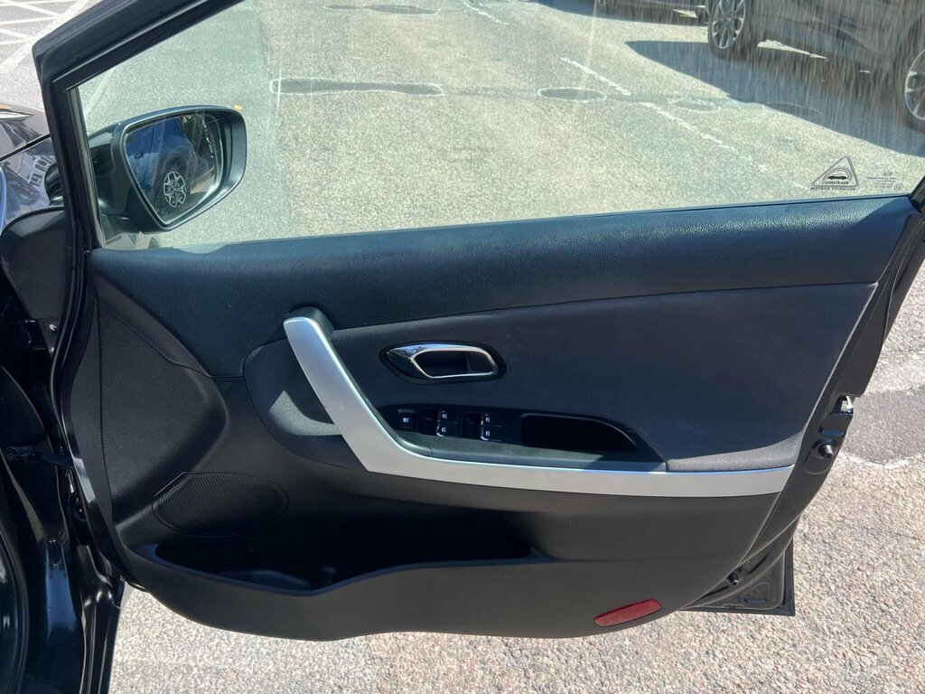 Kia Ceed 2016 65 Red #19