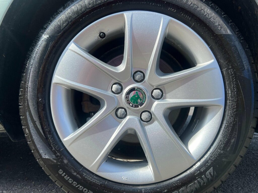 Skoda Octavia 1.6 S Tdi Cr Silver #40
