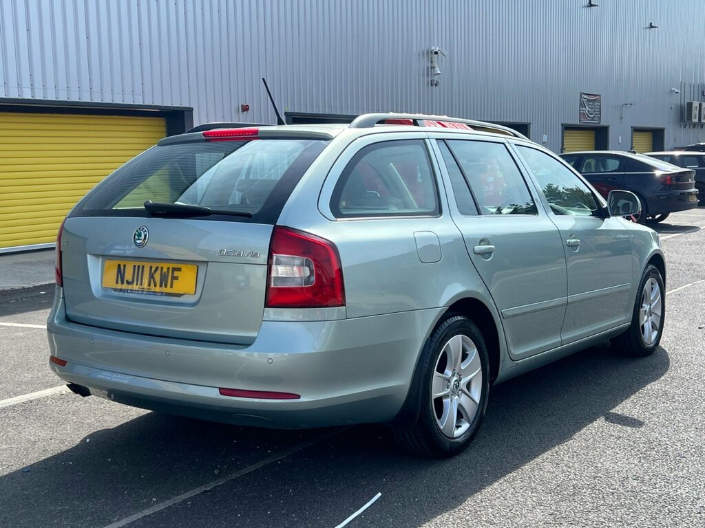 Skoda Octavia 1.6 S Tdi Cr Silver #8
