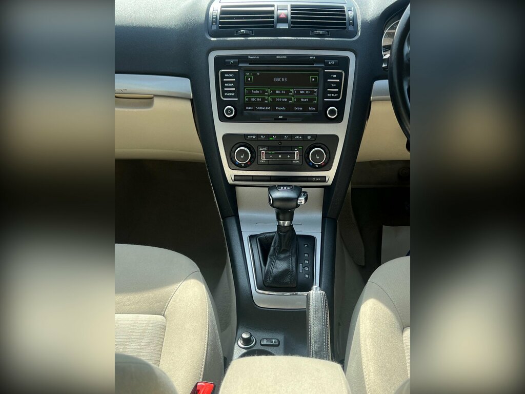 Skoda Octavia 1.6 S Tdi Cr Silver #27