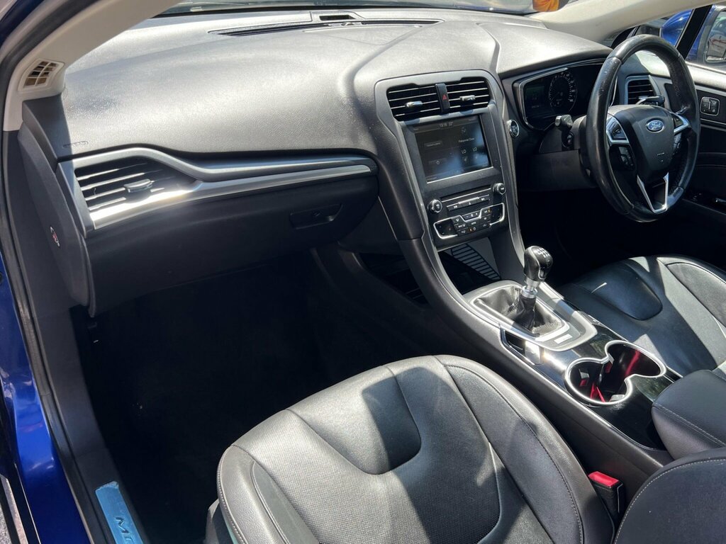 Ford Mondeo 2.0 Titanium Tdci 148 Bhp Grey #11