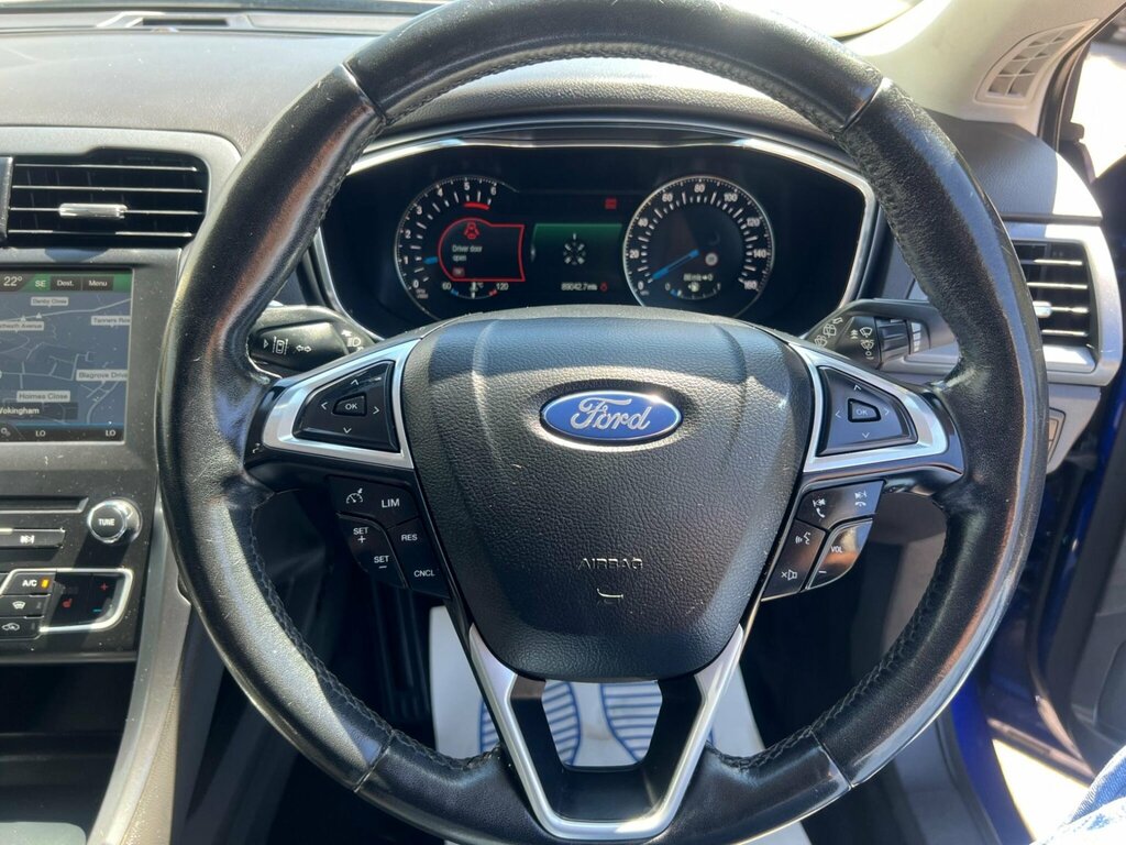 Ford Mondeo 2.0 Titanium Tdci 148 Bhp Grey #37