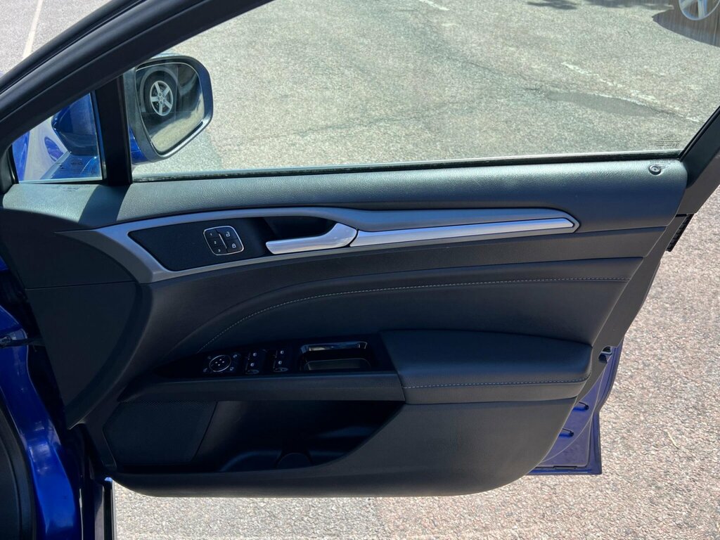 Ford Mondeo 2.0 Titanium Tdci 148 Bhp Grey #22