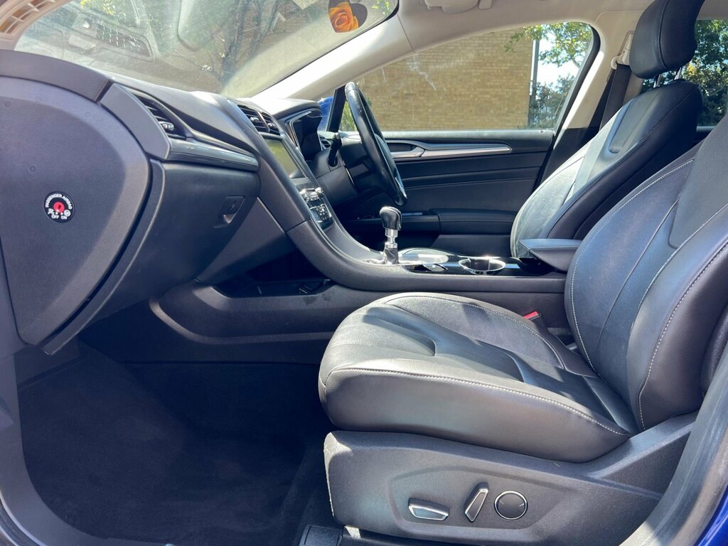 Ford Mondeo 2.0 Titanium Tdci 148 Bhp Grey #14