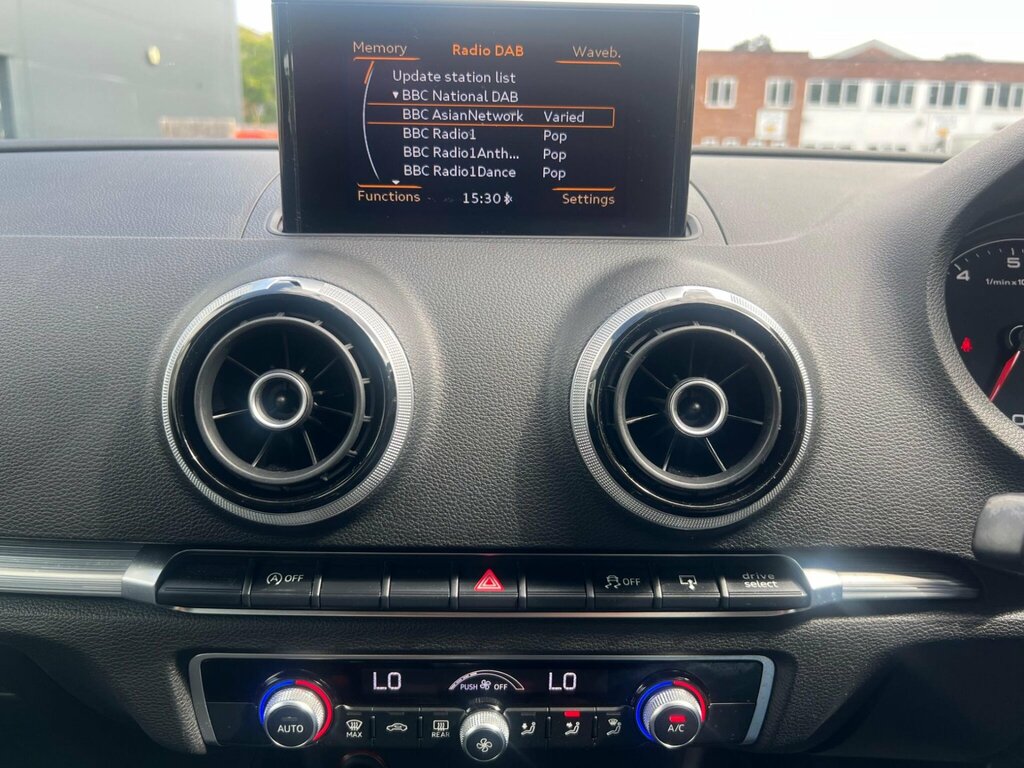 Audi A3 1.4 Tfsi Cod Sport Sportback Euro 6 Ss Black #6