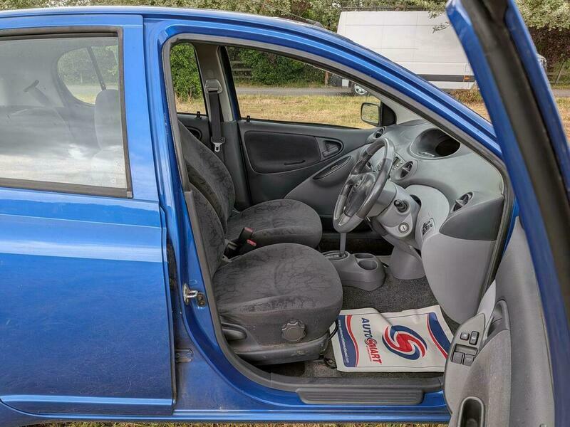 Toyota Yaris 1.3 Vvt-i 16V Cdx Silver #17