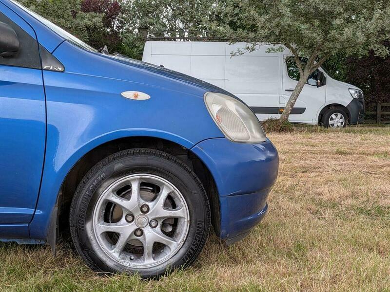 Toyota Yaris 1.3 Vvt-i 16V Cdx Silver #27