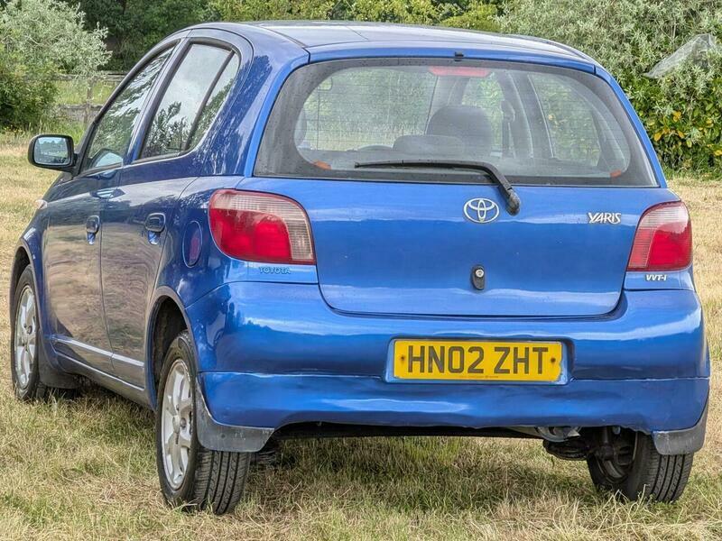 Toyota Yaris 1.3 Vvt-i 16V Cdx Silver #4