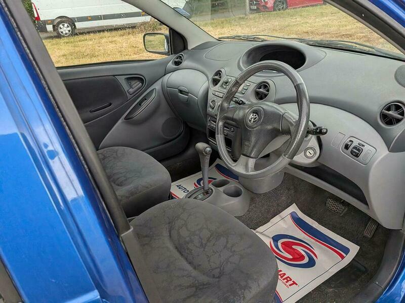 Toyota Yaris 1.3 Vvt-i 16V Cdx Silver #14