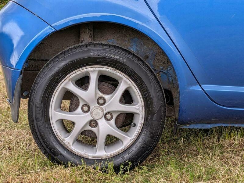 Toyota Yaris 1.3 Vvt-i 16V Cdx Silver #26