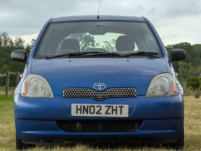 Toyota Yaris 1.3 Vvt-i 16V Cdx Silver #2