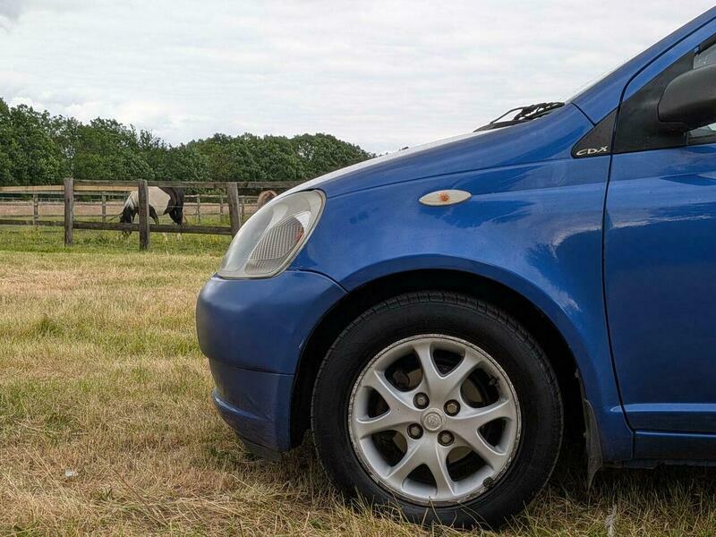 Toyota Yaris 1.3 Vvt-i 16V Cdx Silver #28