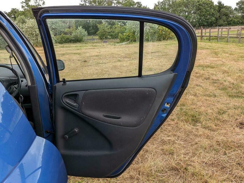 Toyota Yaris 1.3 Vvt-i 16V Cdx Silver #21