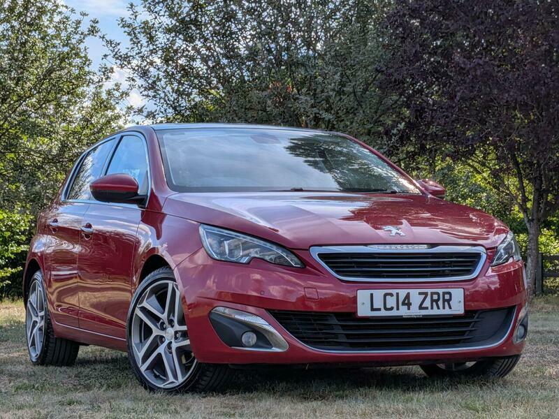 Peugeot 308 1.2 E-thp Puretech Feline Red