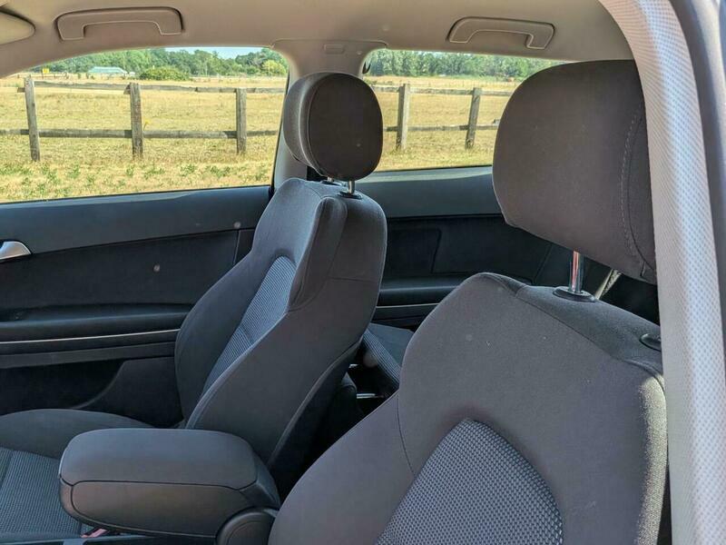 Audi A3 1.6 Tdi Se 103 Bhp Red #24