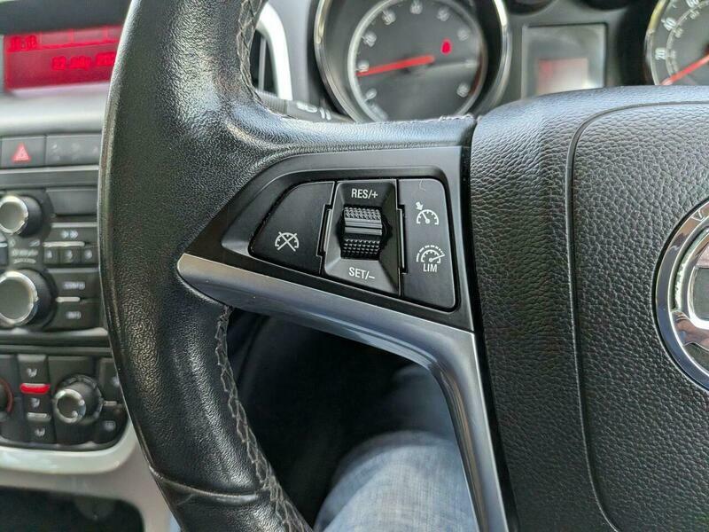 Vauxhall Astra 1.4I 16V Excite White #20