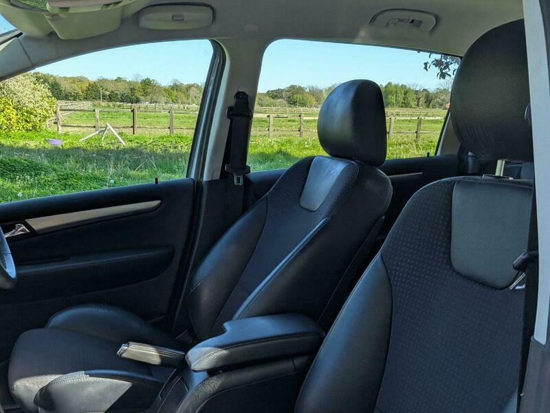 Mercedes-Benz B Class B180 Sport Cdi White #36