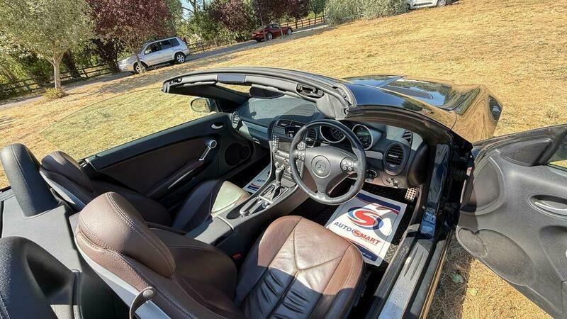 Mercedes-Benz CLS Cls 320 Cdi Red #29