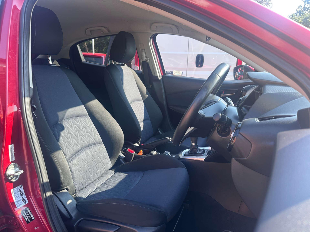 Mazda 2 1.5 Sport Black  #4