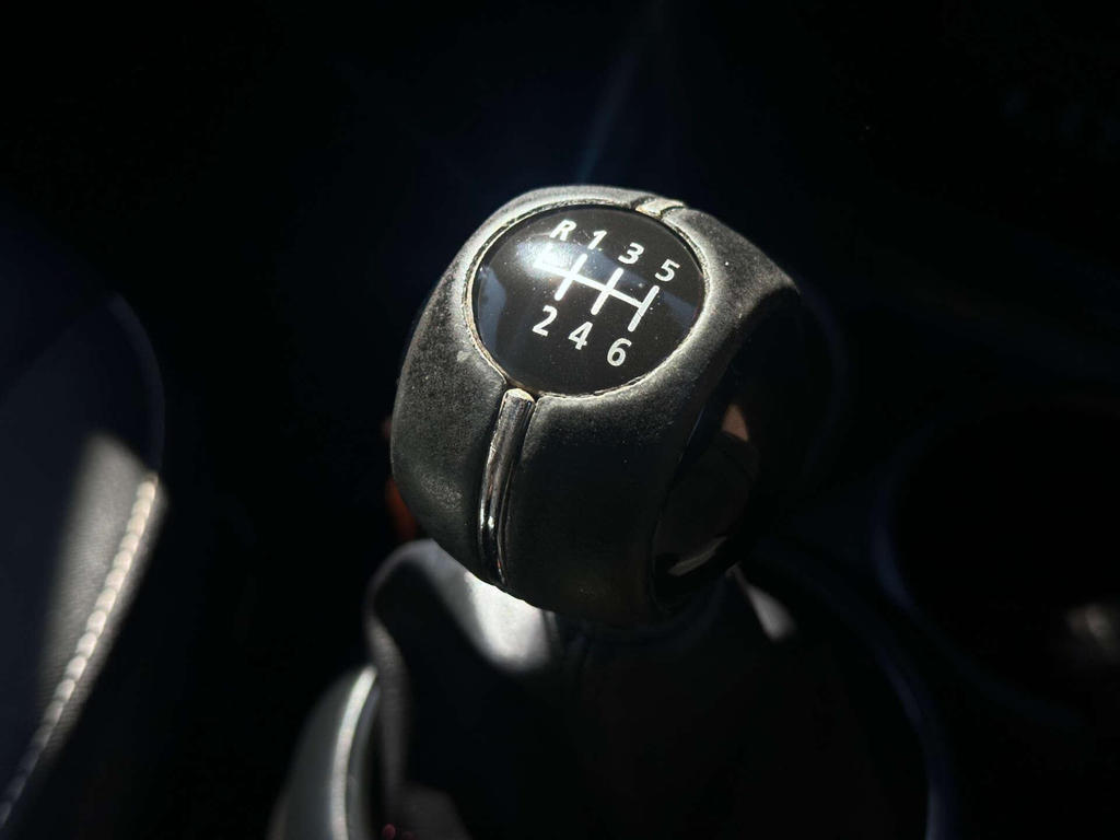 Mini Hatch 1.5 One D #6
