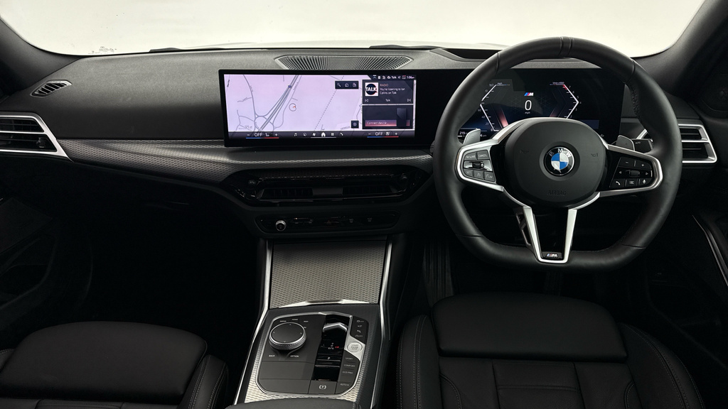 BMW 3 Series 320I M Sport Saloon YE75OYV #4