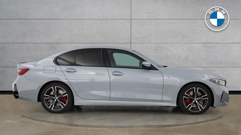 BMW 3 Series 320I M Sport Saloon YE75OYV #3