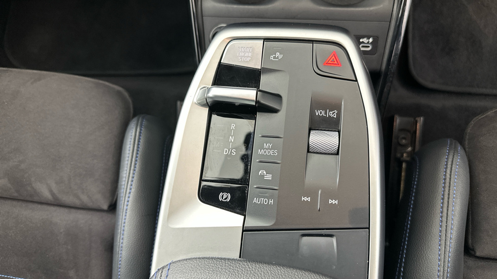 BMW 2 Series Active Tourer Luxury Blue #10