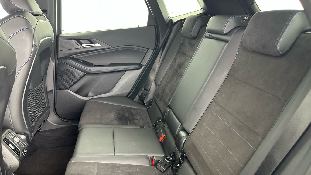 BMW 2 Series Active Tourer Luxury Blue #12