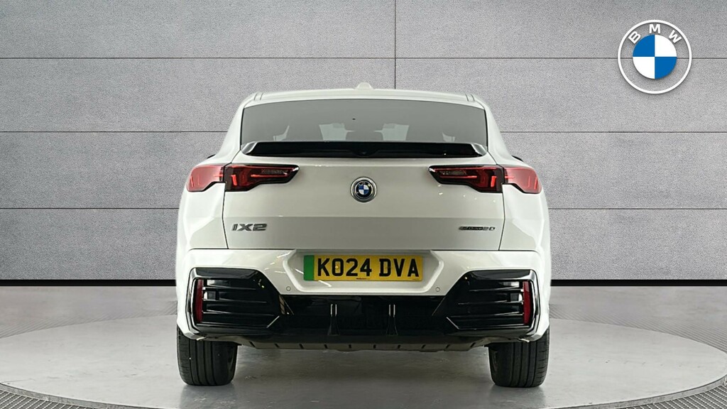BMW iX2 20 66.5Kwh M Sport Edrive #15