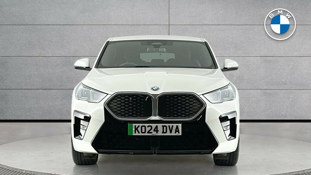 BMW iX2 20 66.5Kwh M Sport Edrive #16