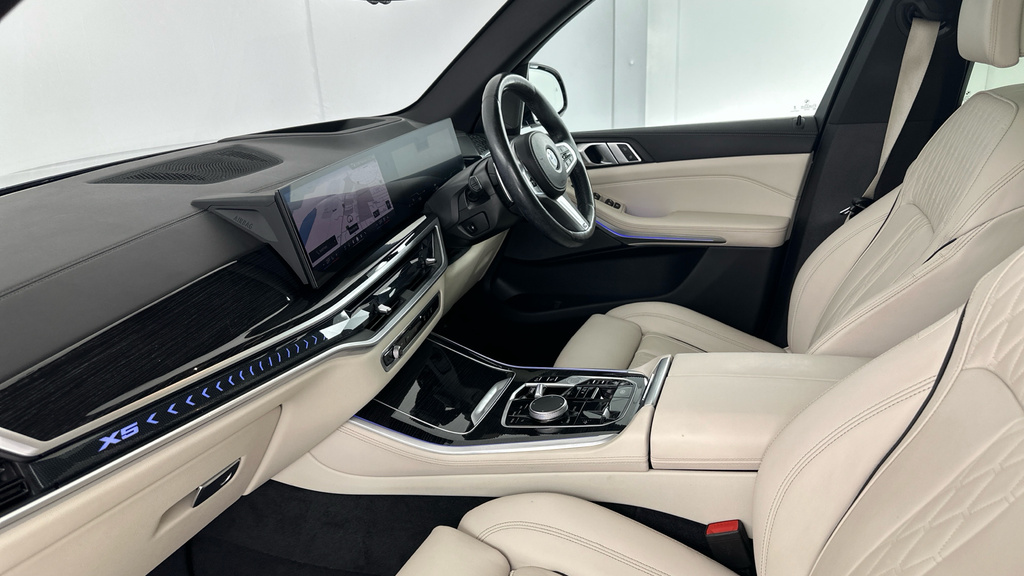 BMW X5 Xdrive M60i Mht Black #7