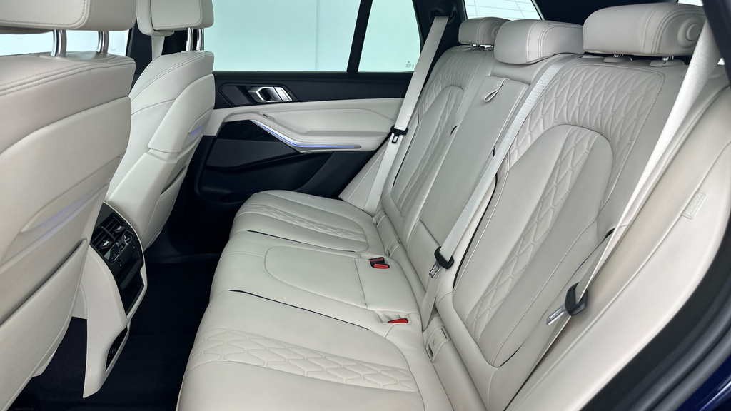 BMW X5 Xdrive M60i Mht Black #12