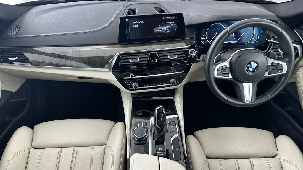 BMW 5 Series 520I M Sport Touring Blue #4