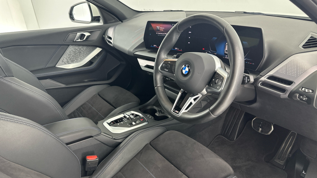 BMW 1 Series 120 M Sport #6