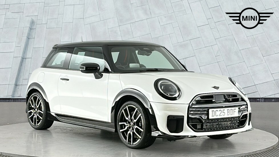 Mini Hatch Cooper C DC25BDF White