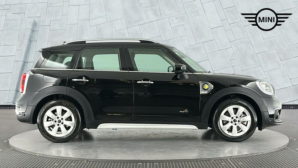 Mini Countryman Countryman Cooper S E Classic Black #3