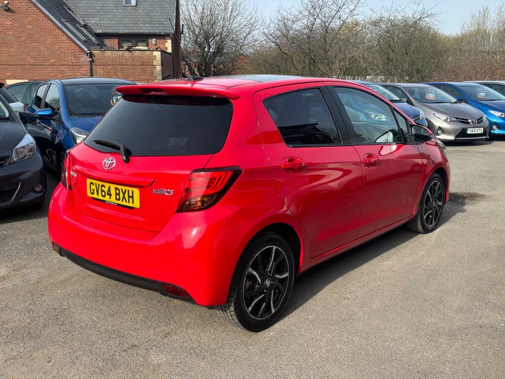 Toyota Yaris 1.33 Dual Vvt-i Sport Euro 5 Euro 5 GV64BXH Red #4