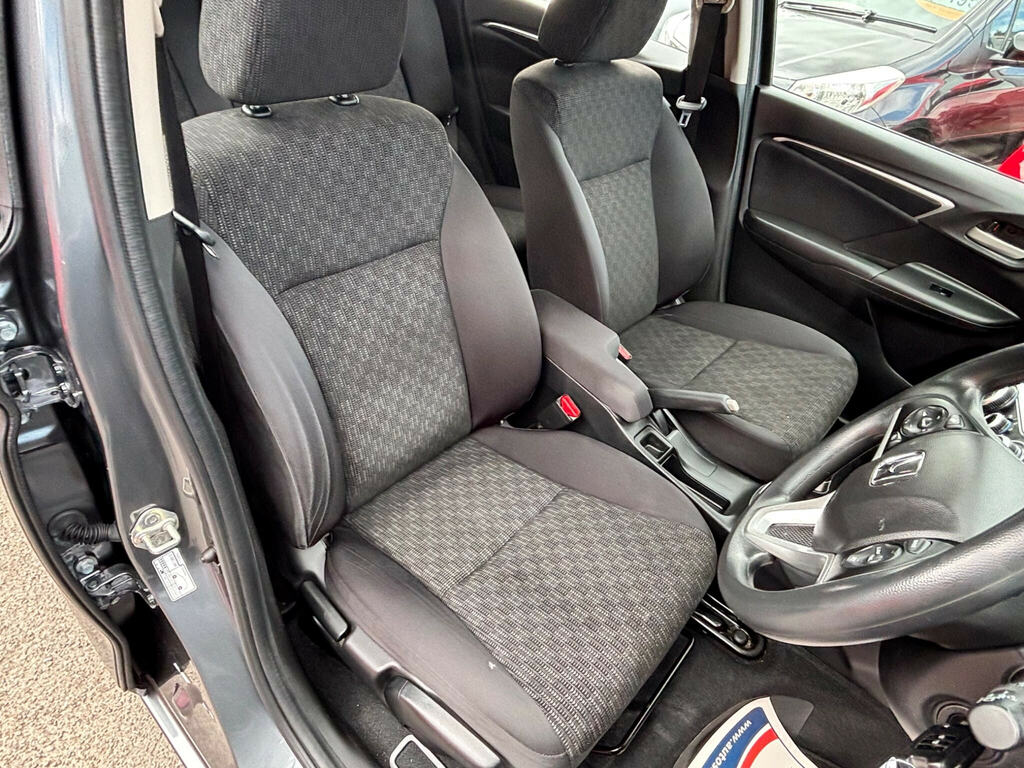 Honda Jazz 1.3 I-vtec Se Hatchback Cvt Euro 6 Ss White #9