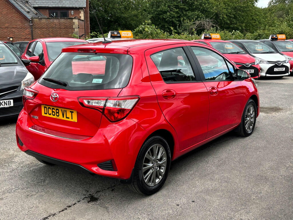 Toyota Yaris 1.5 Vvt-i Icon Euro 6 Red #6