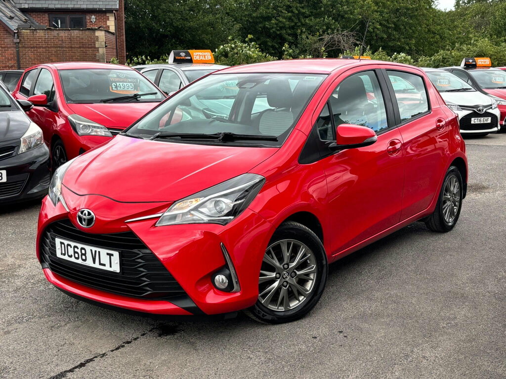 Toyota Yaris 1.5 Vvt-i Icon Euro 6 Red #3