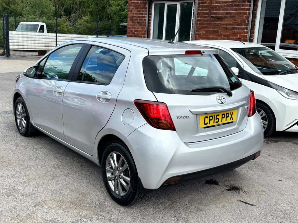 Toyota Yaris 1.33 Dual Vvt-i Icon Euro 5 Euro 5 Silver #4