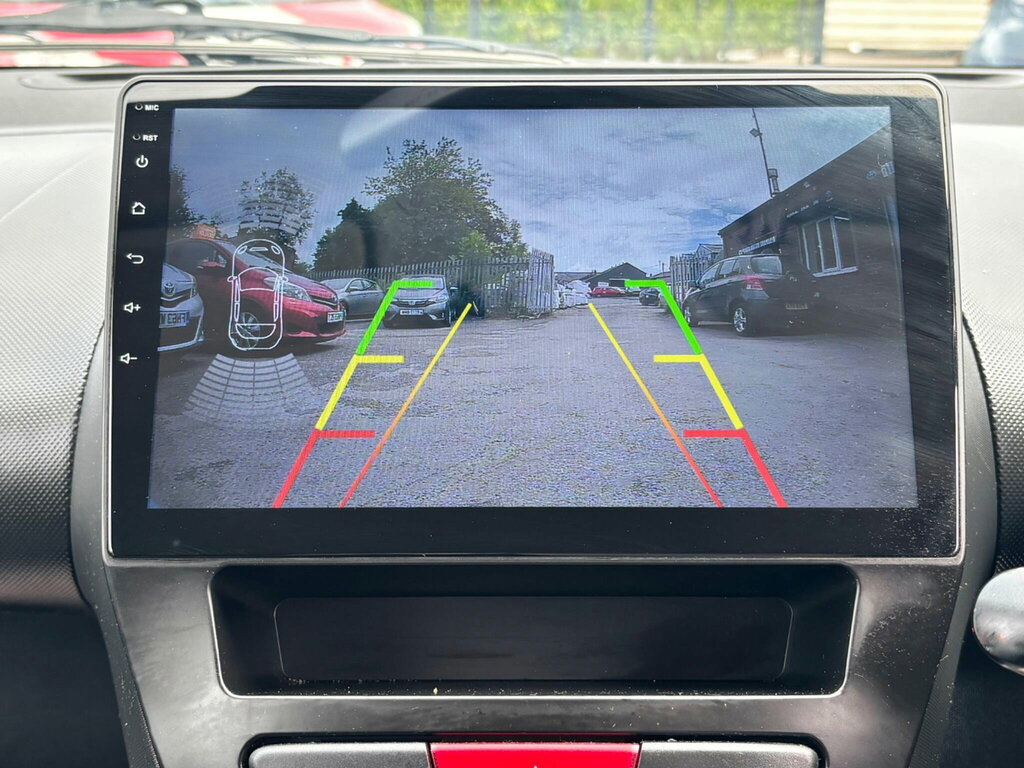 Toyota Aygo Vvt-i X-play Red #32