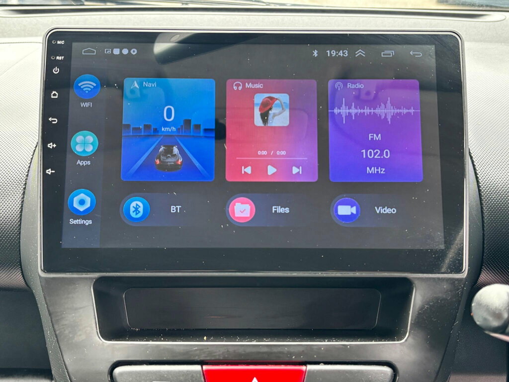 Toyota Aygo Vvt-i X-play Red #27